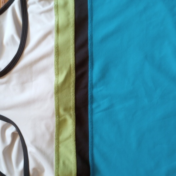 Active top - Picture 4 of 4